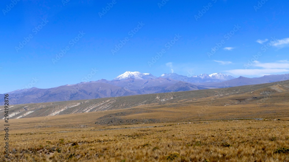 Altiplano et Volcans, Cordillère des Andes, Pérou Altiplano et Volcans, Cordillère des Andes, Pérou