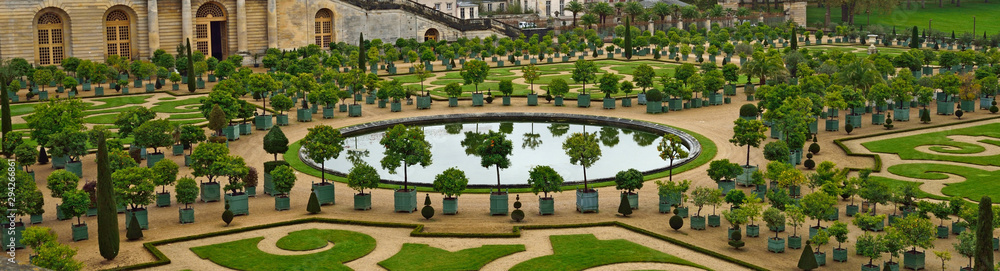 Fototapeta Garden landscape in Versailles Paris