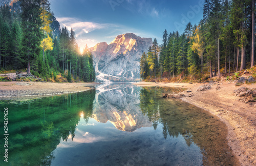 Canvas-taulu Amazing Braies lake at sunrise in autumn in Dolomites, Italy