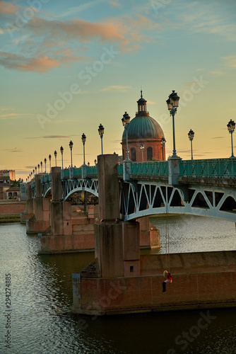 Vue du Pont Saint-Pierre et Dôme de la Grave, Toulouse