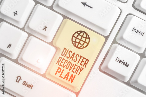 Fotografie Writing note showing Disaster Recovery Plan