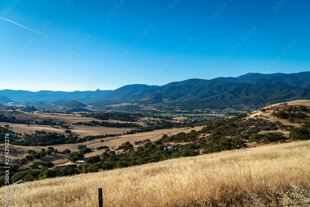 Naklejka premium Hills over Ashland Oregon on a beautiful summer morning