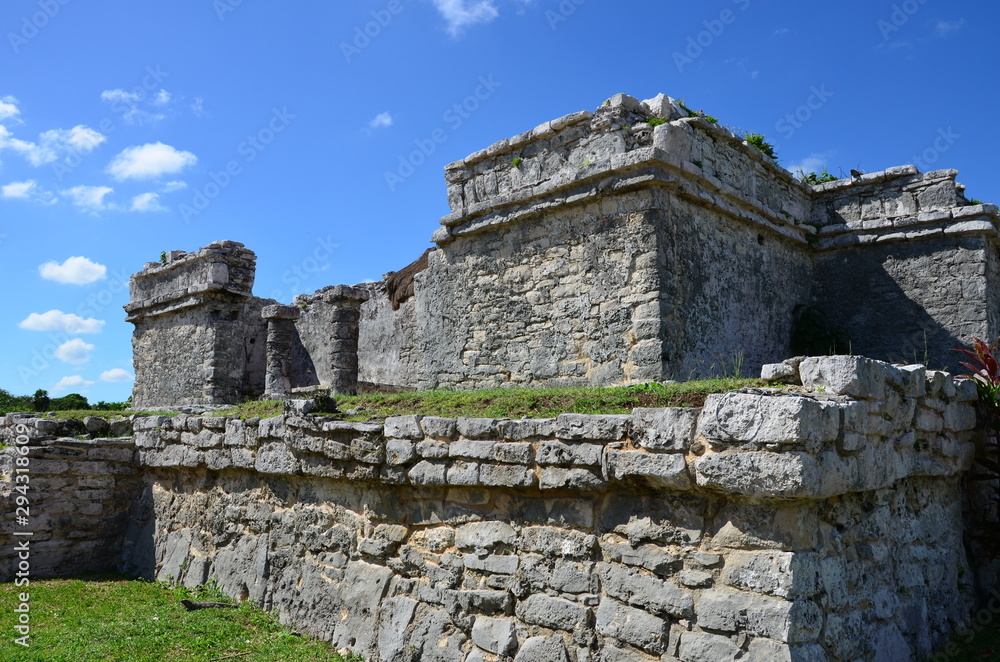 The mayan ruins of Tulum