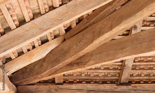 Wood roof ceiling structure detailed