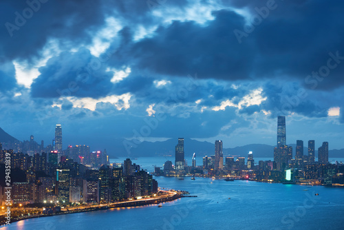 Photography Victoria harbor of Hong Kong city at dusk