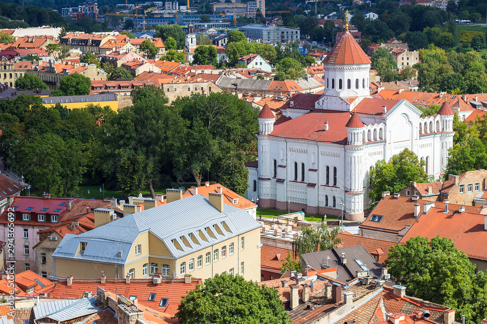 Obraz premium Cathedral of the Dormition of the Theotokos on Maironio street in Vilnius. It is main Orthodox Christian church of Lithuania. View from the bell tower of St John's church near Vilnius University.
