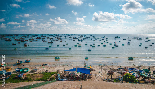 Vietnam fisherman bay © Jan