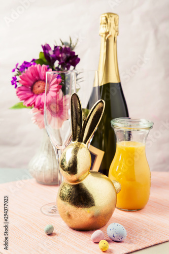 Mimosa cocktails with Easter decoration