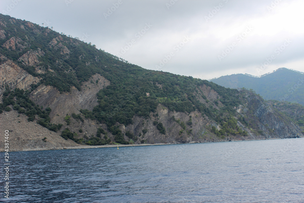 Rudere sulla scogliera Rudere sulla scogliera