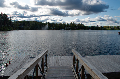 wooden jetty on the lake © K. Dufva