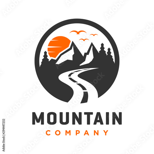 circular mountain landscape logo design