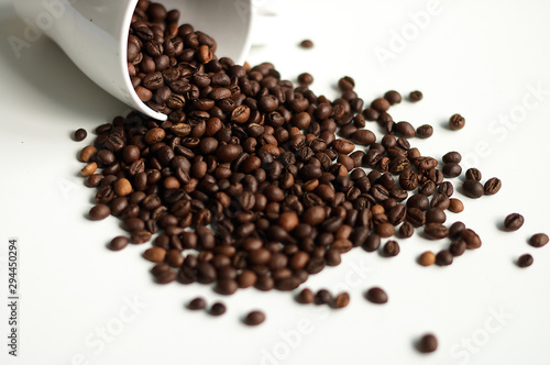 An image of a cornucopia for coffee on a white background.