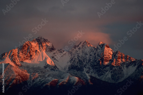 Fotografie, Obraz Alaska mountain alpenglow