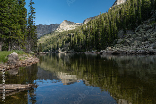 Fototapeta Naklejka Na Ścianę i Meble -  Lake Verna - Rocky Mountain National Park