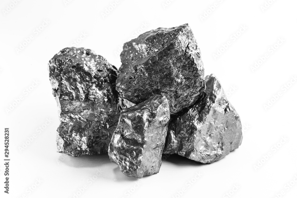 Aluminum nuggets, aluminum is a chemical element of the symbol Al and atomic number 13 with mass 27 u. At room temperature, it is solid, being the most abundant metallic element of the earth's crust. Aluminum nuggets, aluminum is a chemical element of the symbol Al and atomic number 13 with mass 27 u. At room temperature, it is solid, being the most abundant metallic element of the earth's crust.