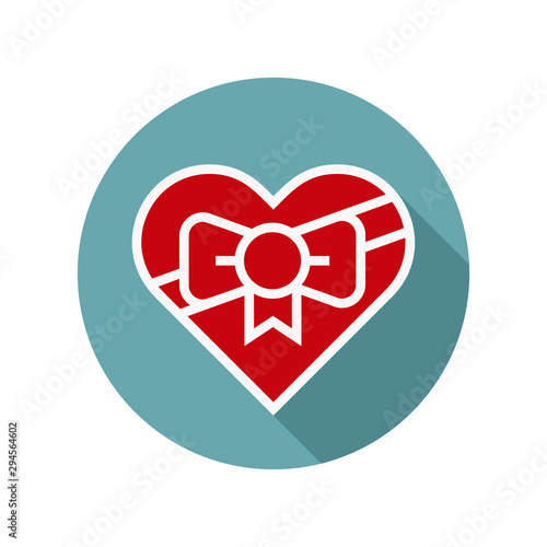 Candy box heart shape. Gift for Valentine's day. Valentine's Day chocolate flat icon with long shadow, line icon