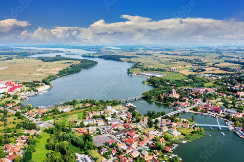 Fototapeta Naklejka Na Ścianę i Meble -  Mikołajki-miasto na Mazurach w północno-wschodniej Polsce