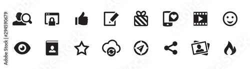 Social Media Icon Set (vector icons)
