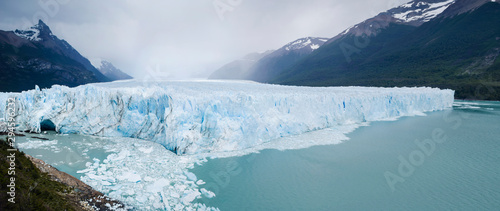 Vista panorámica del glaciar Perito Moreno, Provincia de Santa Cruz, Patagonia, Argentina 