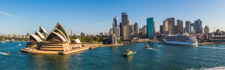 Acrylglasbilder Sydney Skyline Panorama Sydney bei Dämmerung  © LHJ PHOTO