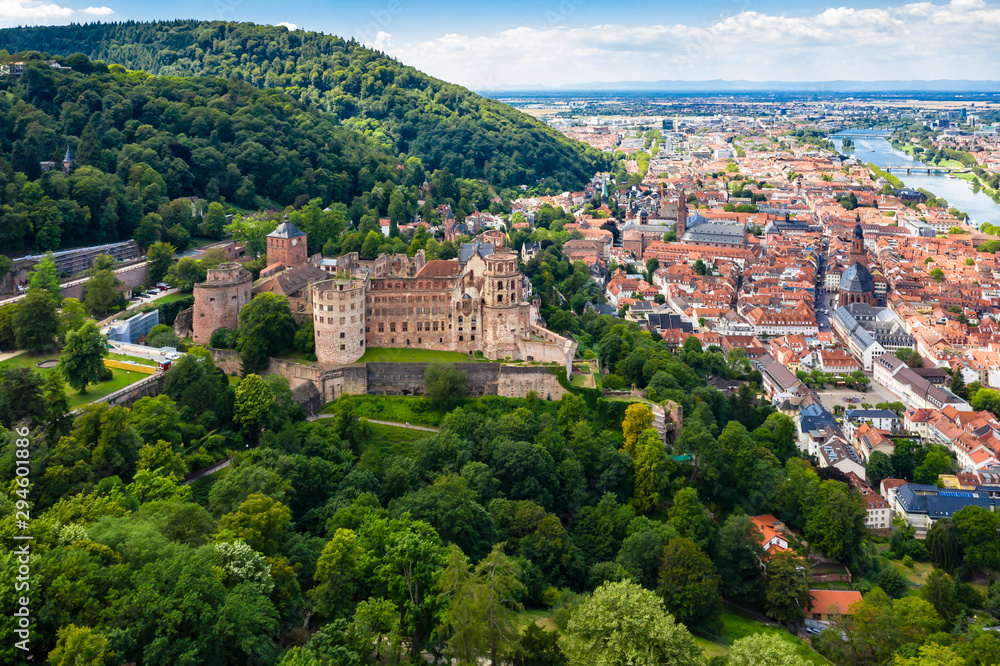 Aerial view, Heidelberg Castle and Old Town of Heidelberg with Neckar, Baden-Wuerttemberg, Germany,