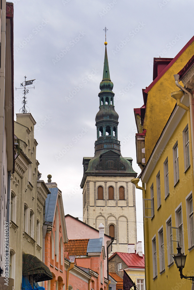 Fototapeta premium View of the old Tallinn streets and the St. Nicholas Church.