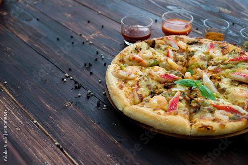pizza with mushrooms and cheese