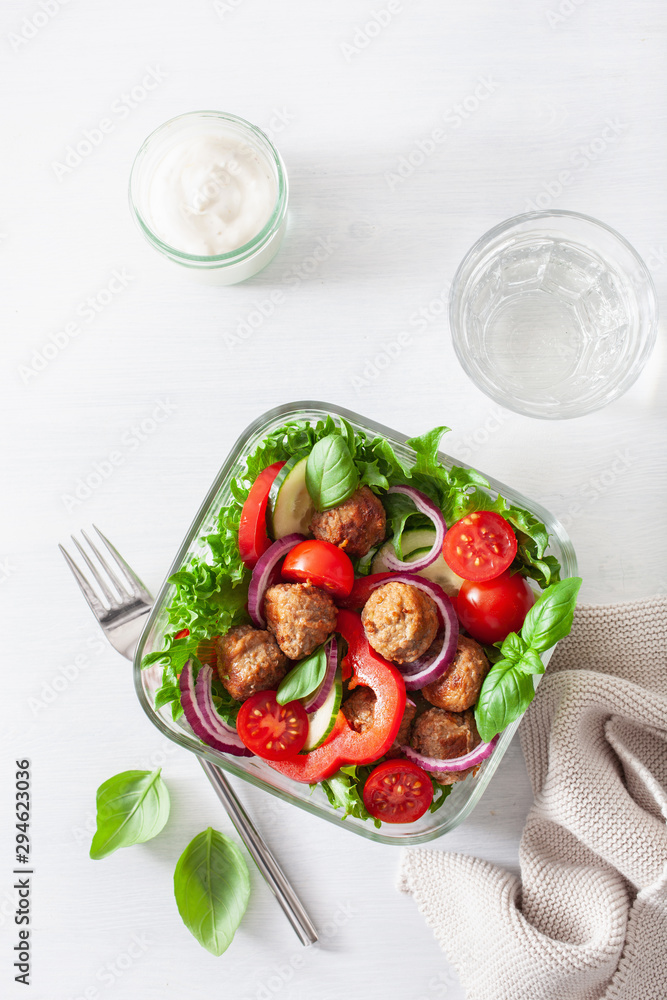 keto paleo lunch box with meatballs, lettuce, tomato, cucumber, bell pepper keto paleo lunch box with meatballs, lettuce, tomato, cucumber, bell pepper
