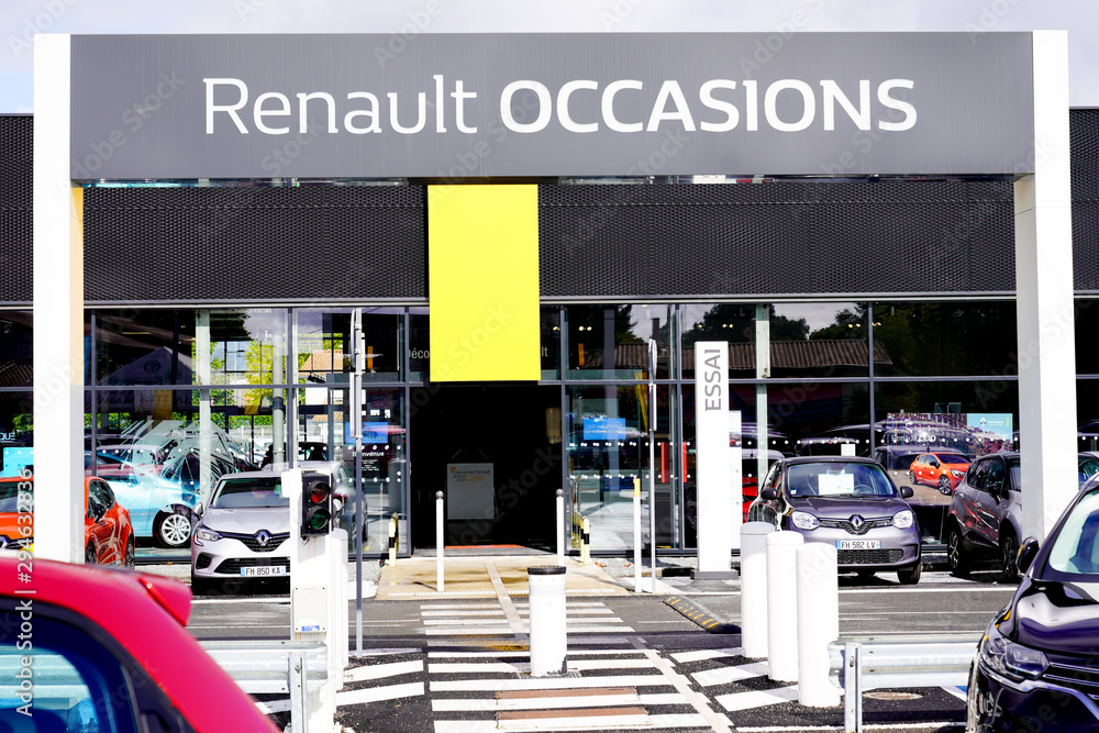 renault garage store sign French car manufacturer producing cars, vans,  buses, trucks, tractors, tanks, autorail vehicles Stock Photo | Adobe Stock