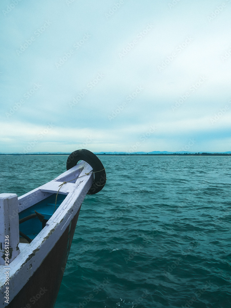 Fototapeta premium boat on the sea