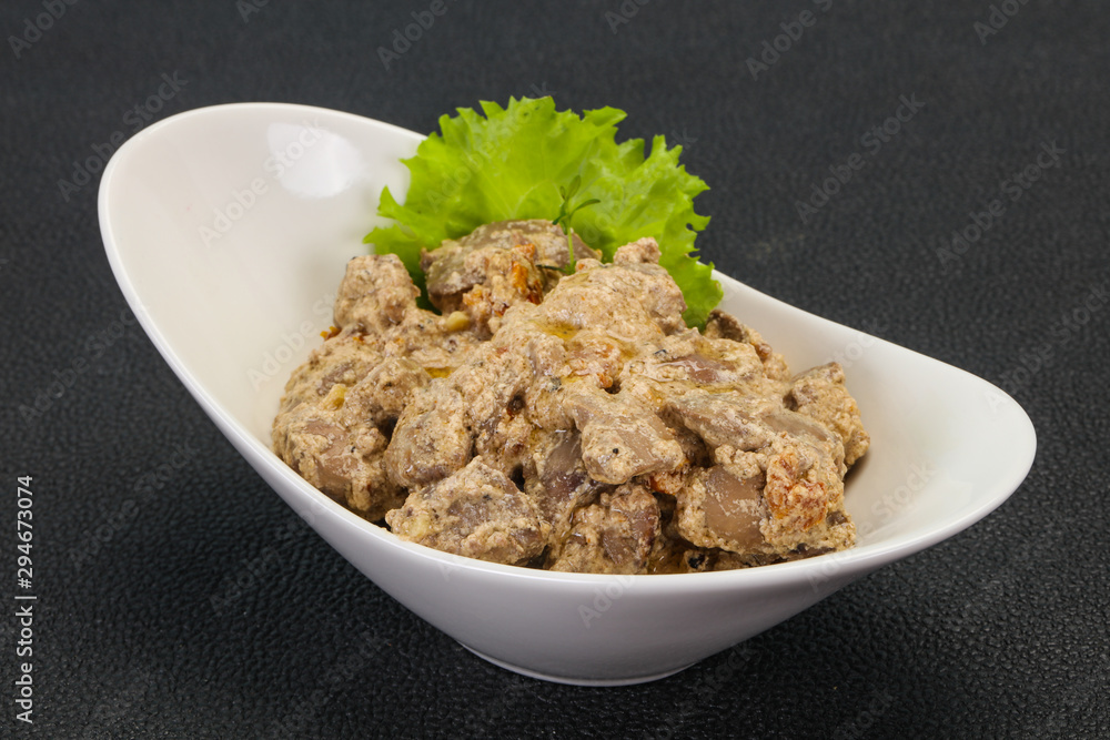 Chicken liver with cream and dry tomatoes Chicken liver with cream and dry tomatoes