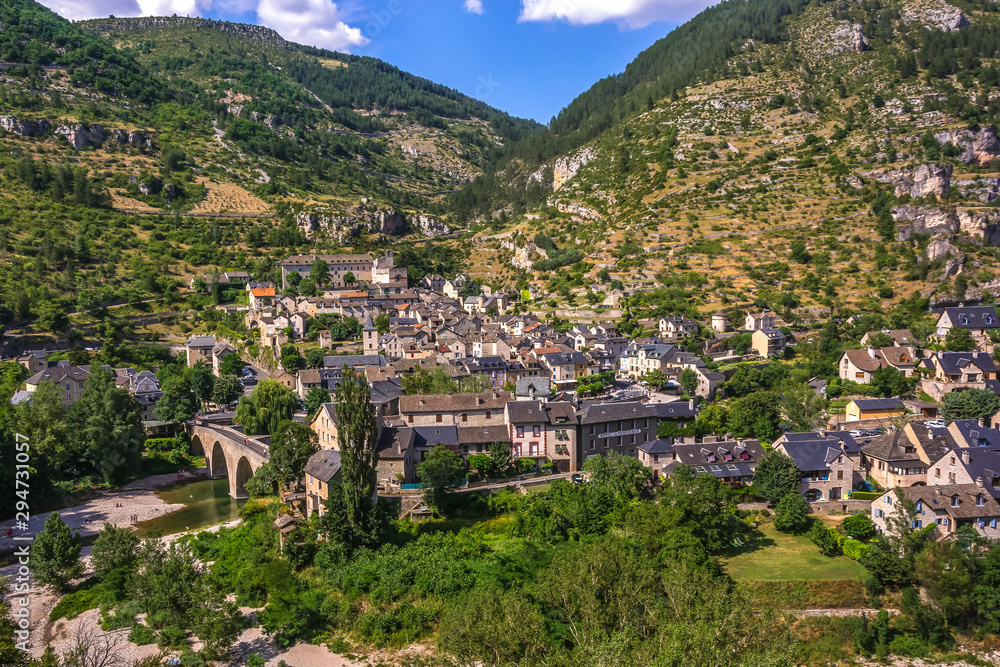 Gorges du Tarn France beautiful landscape summer tourism travel french romantic tour