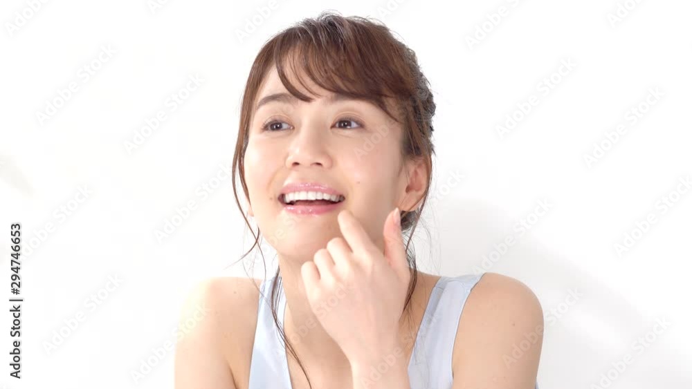 女性　ビューティー