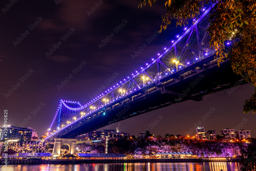 Fototapeta premium bridge at night