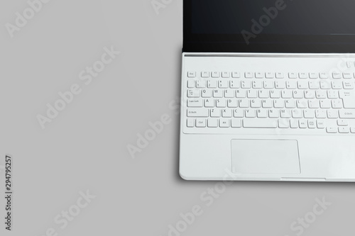 White computer on desk or table.  Copy space.  デスクまたはテーブルの上の白いパソコン  コピースペース