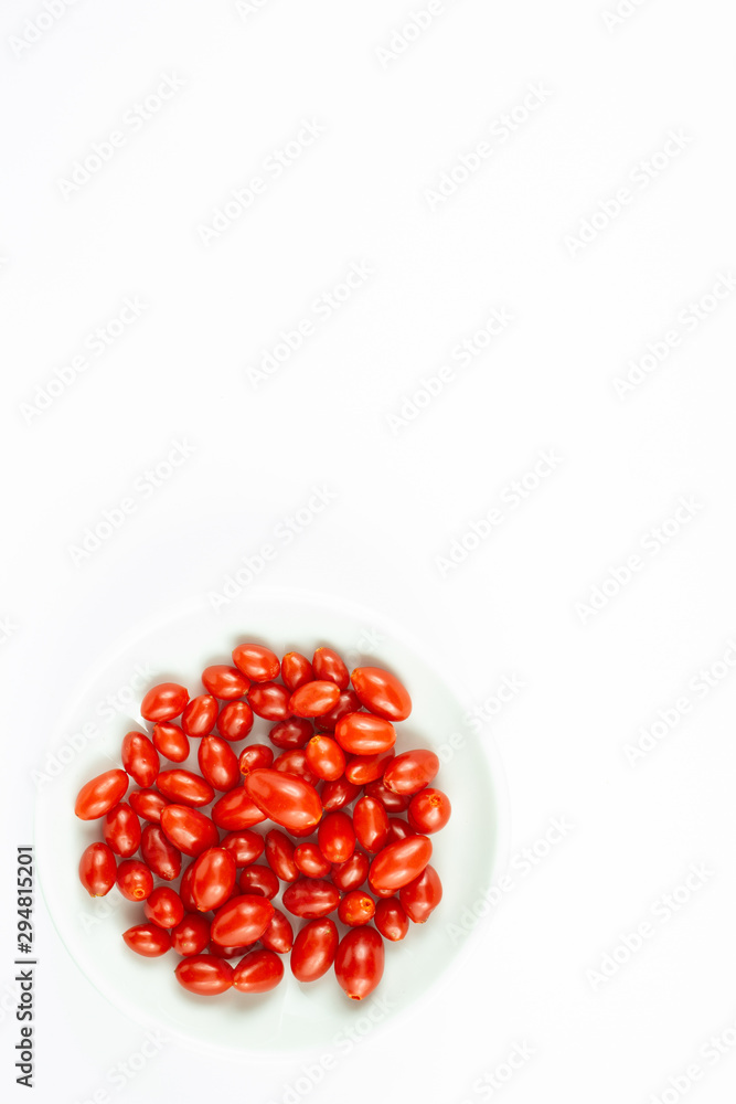 fresh goji berries isolated on white copy space fresh goji berries isolated on white copy space