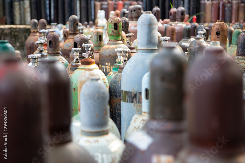 The oxygen tank and helium container are damaged, not in use.