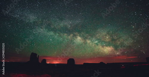 Monument Valley at night , Arizona