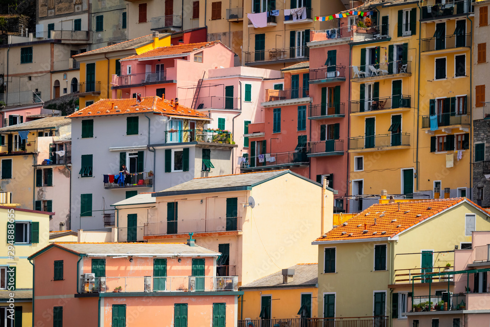 Fototapeta premium Colorful houses of small village of Vernazza, Cinque Terre