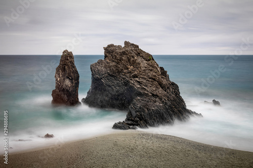 Obraz na płótnie Beautiful Scoglio di Monterosso rock in Cinque Terre, Italy w salonie