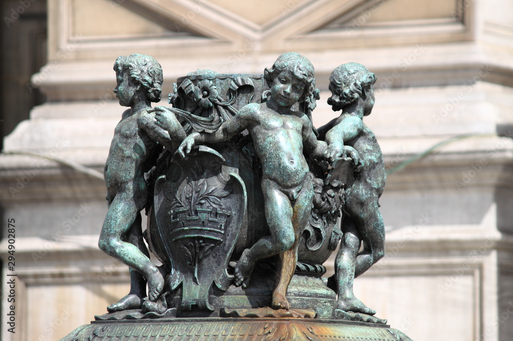 Cherubs statue in Paris, France
