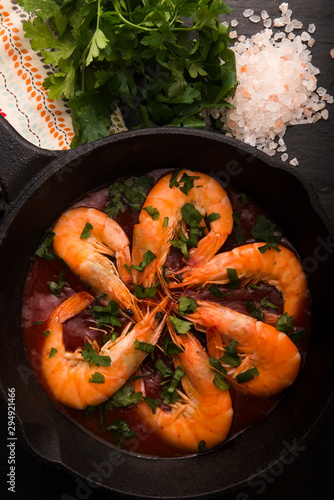 grilled shrimps with tomato sauce