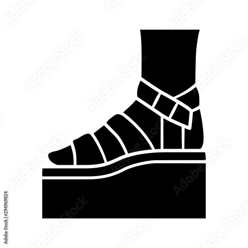 Platform high heel sandals glyph icon. Woman stylish footwear. Female casual summer shoes. Fashionable ladies clothing accessory. Silhouette symbol. Negative space. Vector isolated illustration