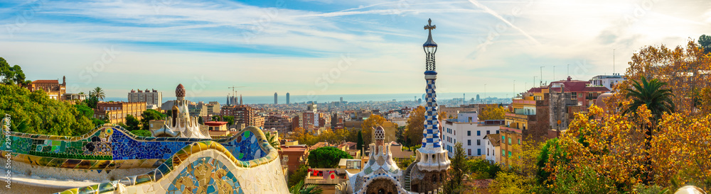 Plakat Panoramiczny widok Park Guell w Barcelonie, Catalunya Hiszpania.