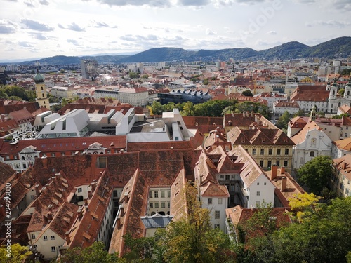 Uhrturm und Altstadt von Graz photo