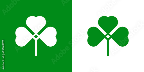 Logotipo con trebol con 3 hojas entrelazado en verde y blanco