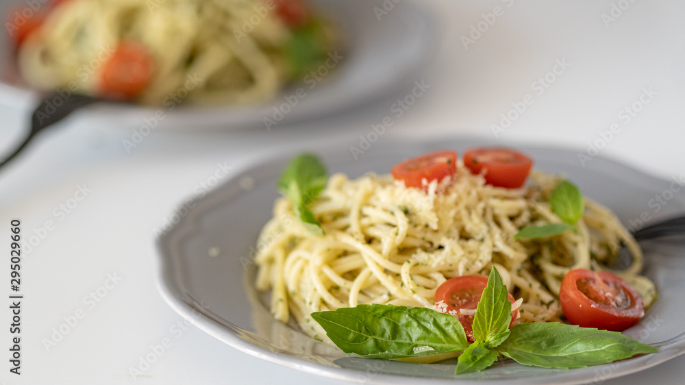 spaghetti with vegetables and pesto spaghetti with vegetables and pesto