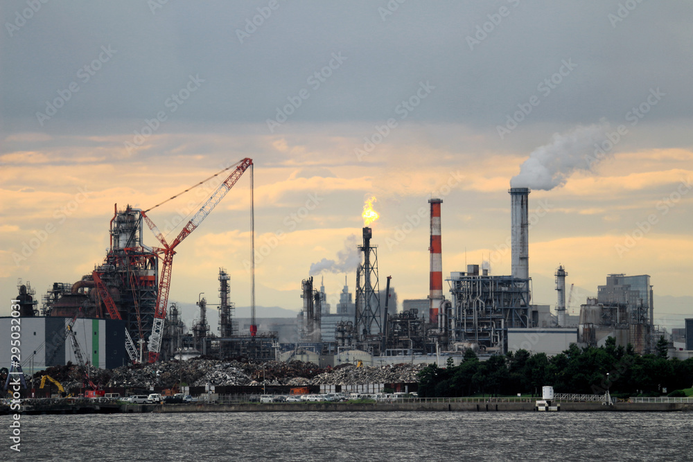 Scenery of the coastal industrial area in Kawasaki City, Kanagawa Prefecture, Japan Scenery of the coastal industrial area in Kawasaki City, Kanagawa Prefecture, Japan
