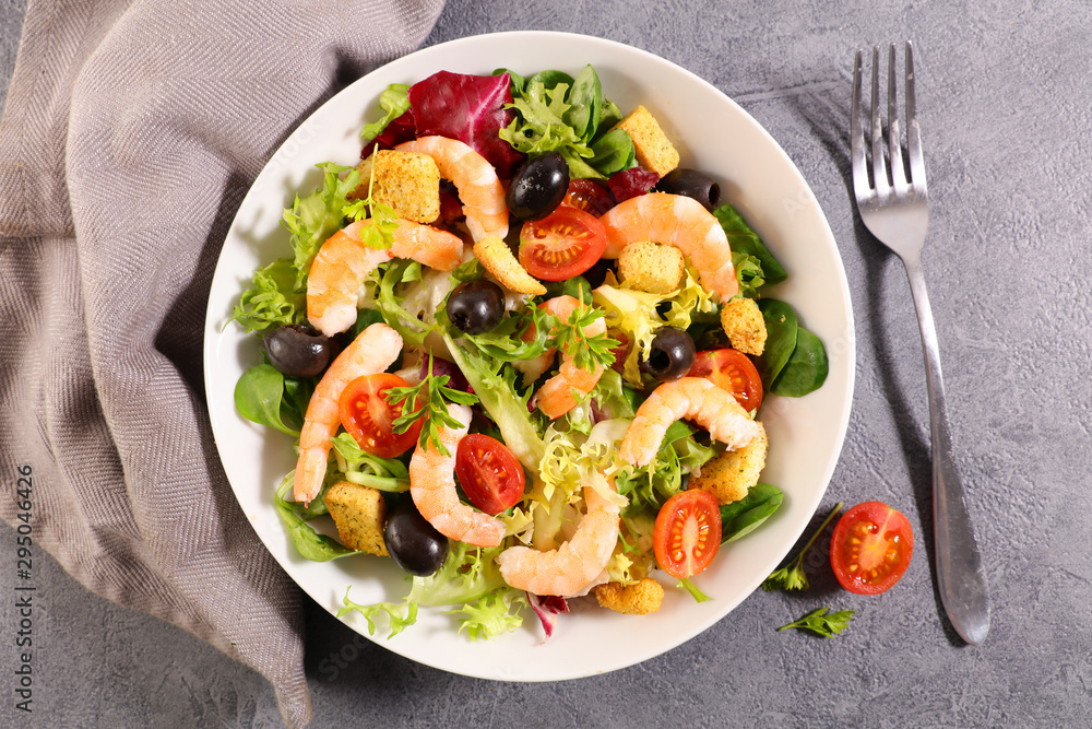 vegetable salad with shrimp and tomato vegetable salad with shrimp and tomato
