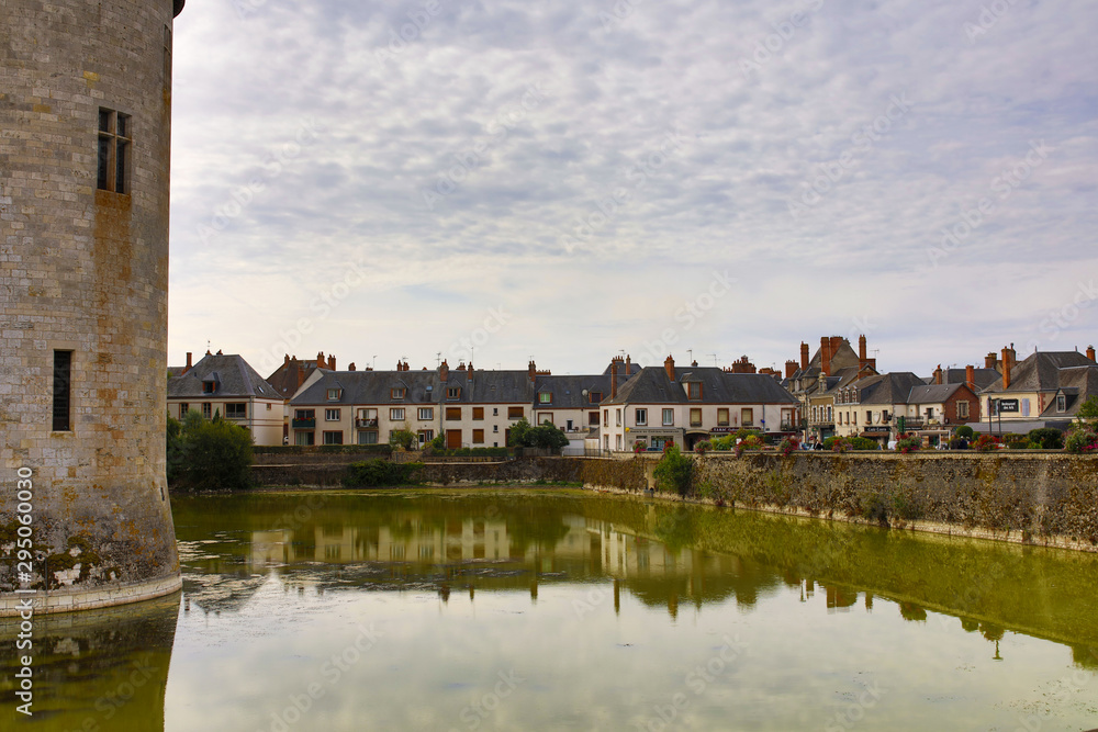 the castle of Sully Sur Loire